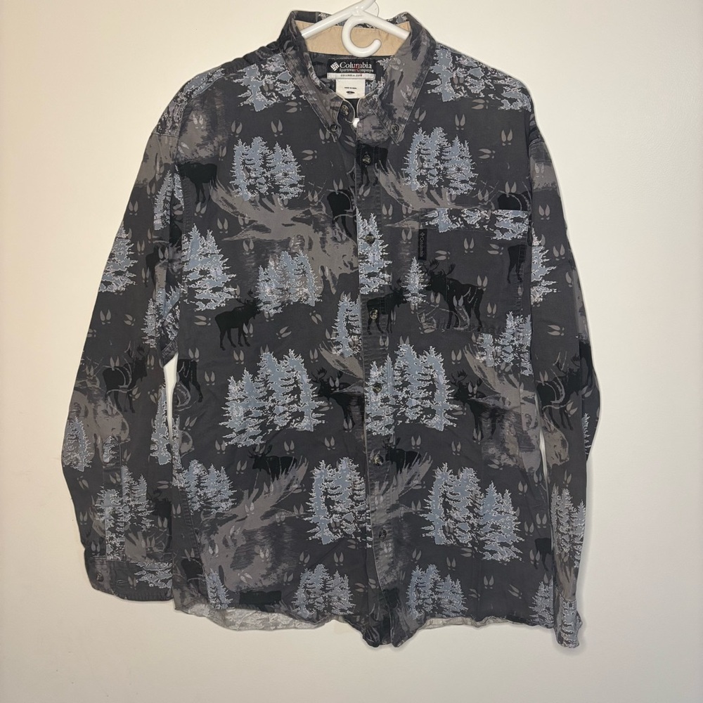 Columbia Gray and Black Casual Button Down Shirt